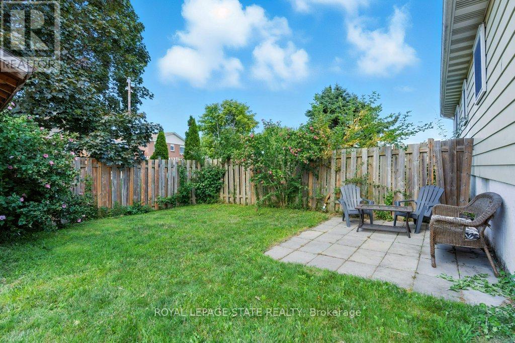 Photo 25 of 19 Lampman Crescent, Thorold ON
