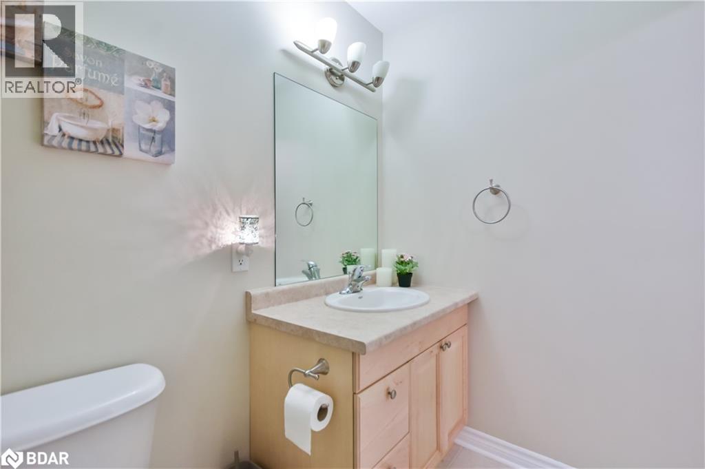 Photo 10 of 210 S Pringle Drive, Barrie ON