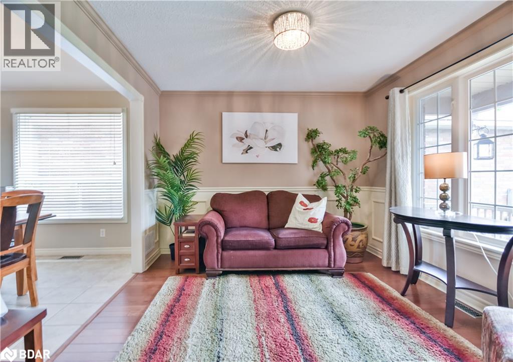 Photo 14 of 210 S Pringle Drive, Barrie ON