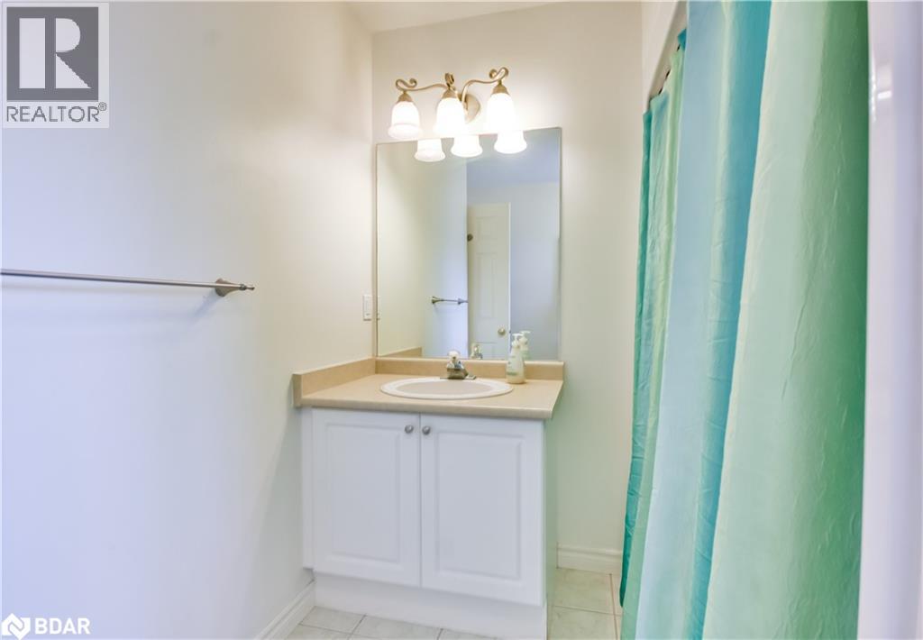 Photo 27 of 210 S Pringle Drive, Barrie ON