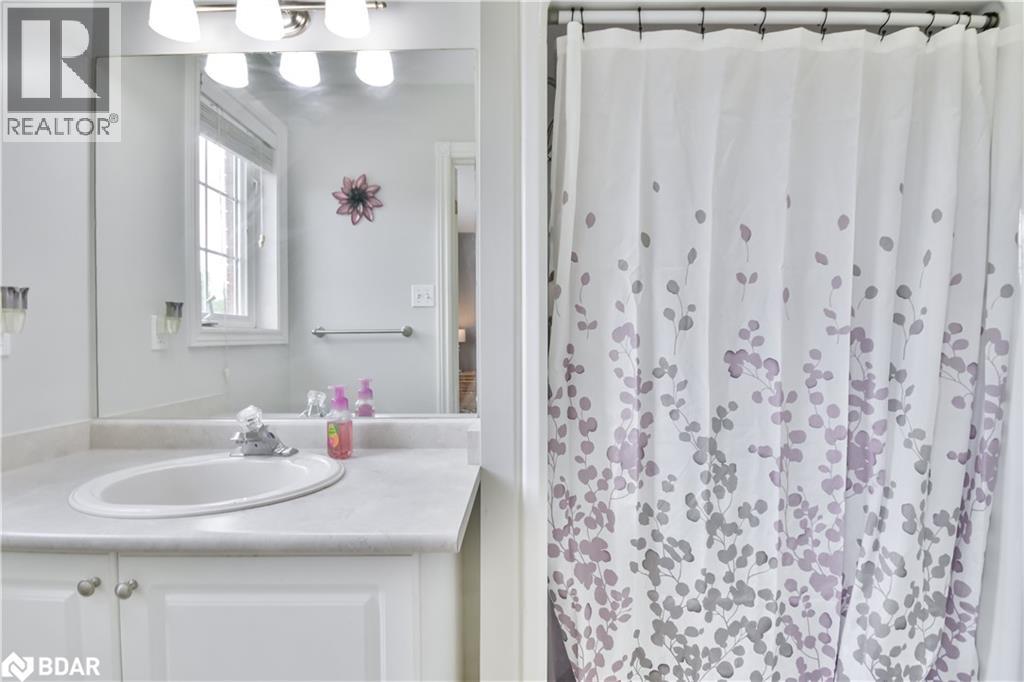 Photo 37 of 210 S Pringle Drive, Barrie ON