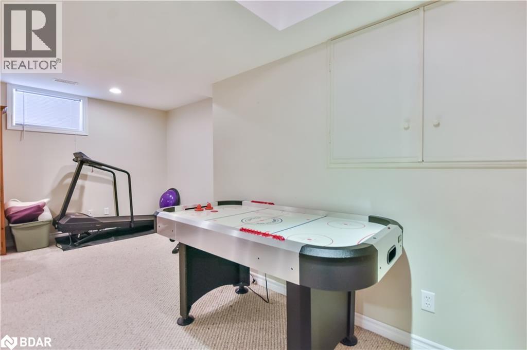 Photo 9 of 210 S Pringle Drive, Barrie ON