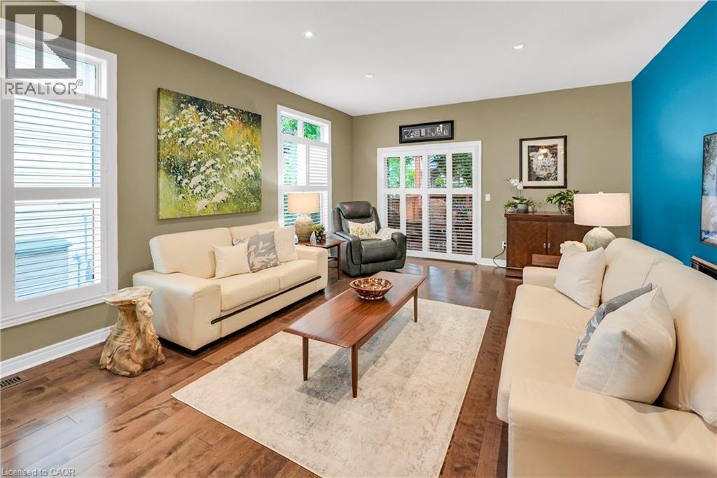 Photo 12 of 3358 Laurie Avenue, Vineland ON