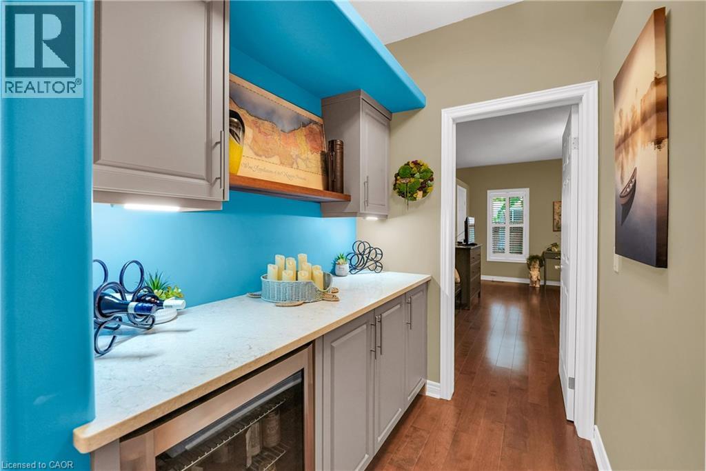 Photo 18 of 3358 Laurie Avenue, Vineland ON