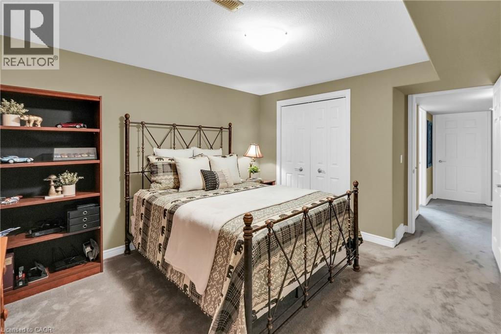 Photo 28 of 3358 Laurie Avenue, Vineland ON