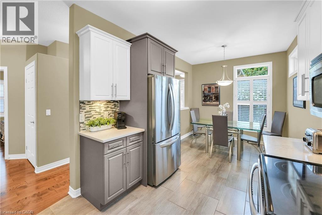 Photo 9 of 3358 Laurie Avenue, Vineland ON