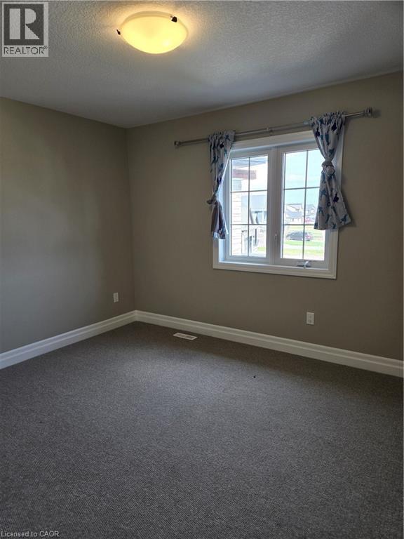 Photo 16 of 15 Dunning Way, St Thomas ON