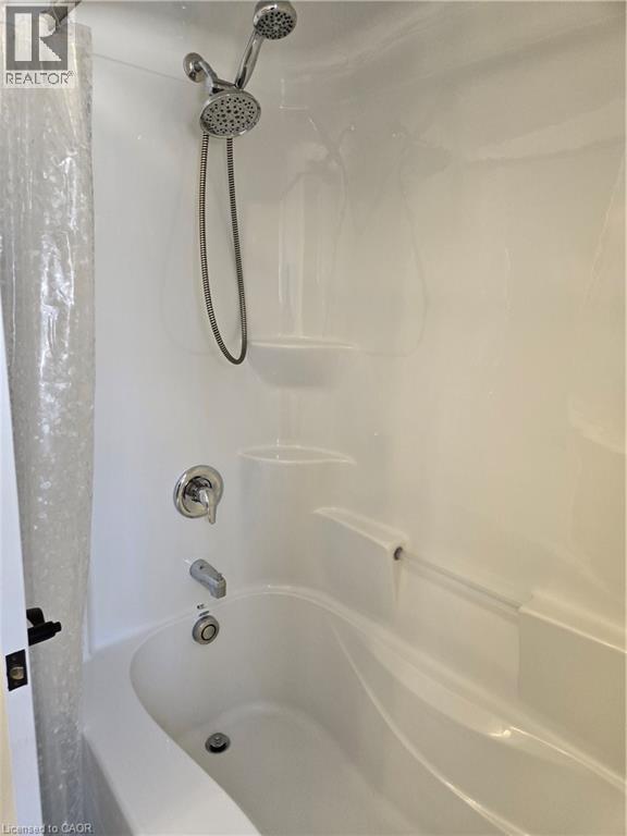 Photo 18 of 15 Dunning Way, St Thomas ON