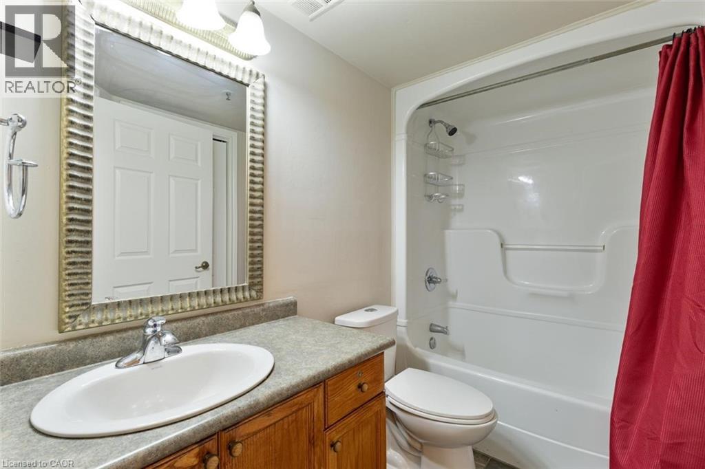 Photo 8 of 1490 Bishops Gate Unit 314, Oakville ON