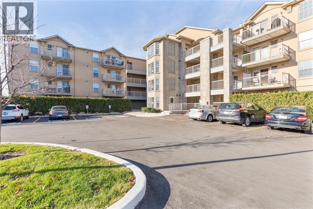 Photo 11 of 1490 Bishops Gate Unit 314, Oakville ON