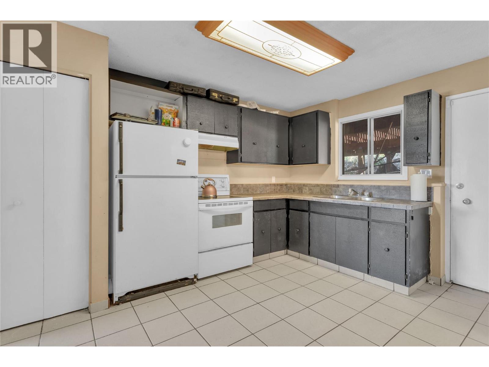  1613 Traut Road, Kelowna