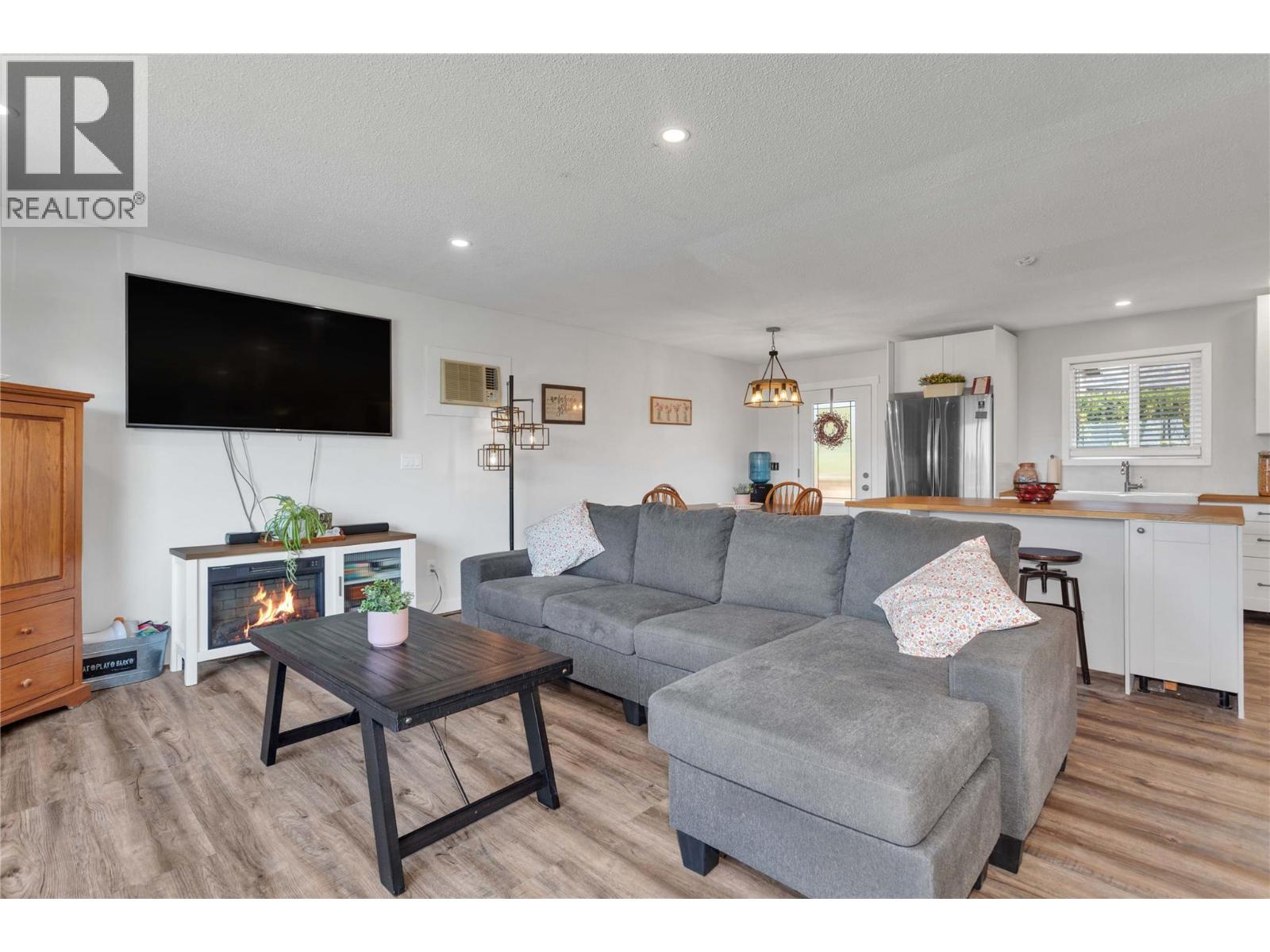  1613 Traut Road, Kelowna