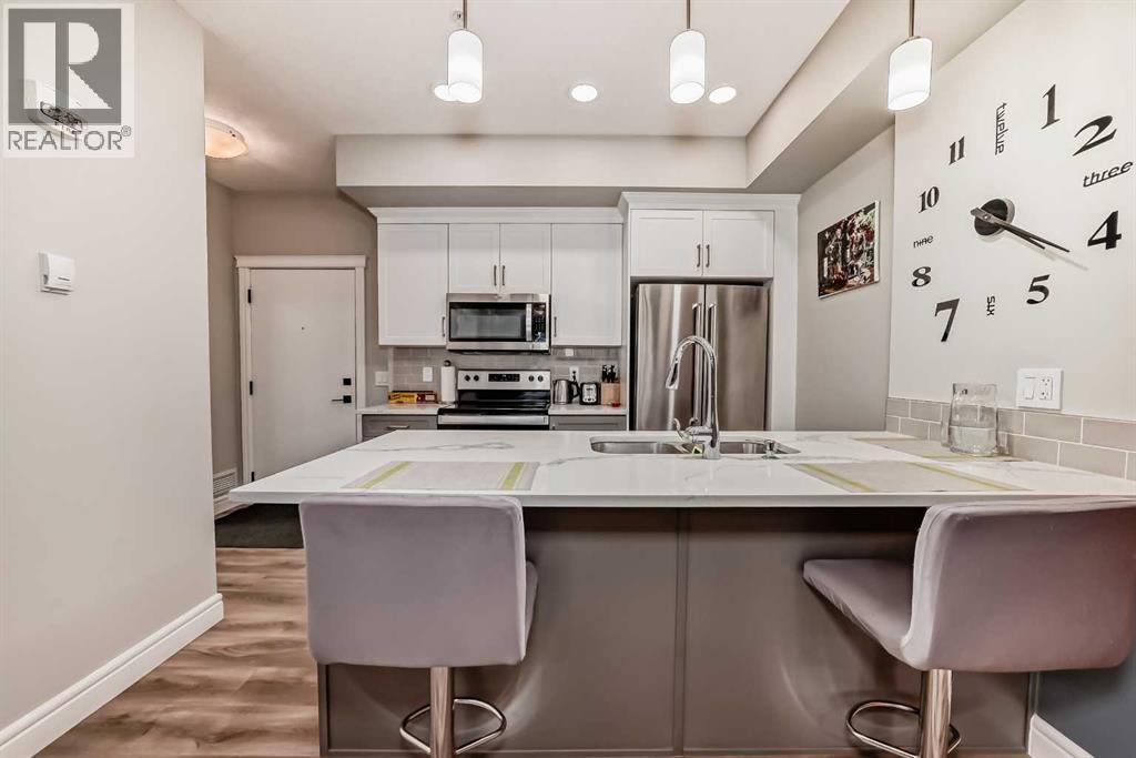 Photo 4 of 102 19661 40 Street Se, Calgary AB