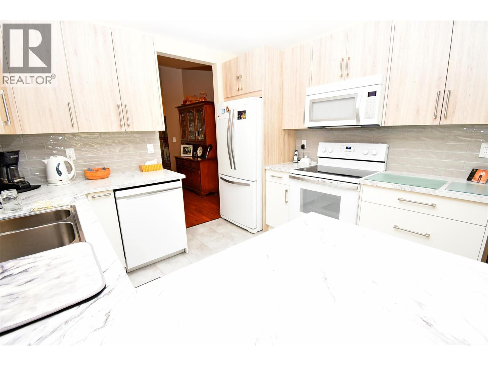 15 1001 30 Avenue, Vernon