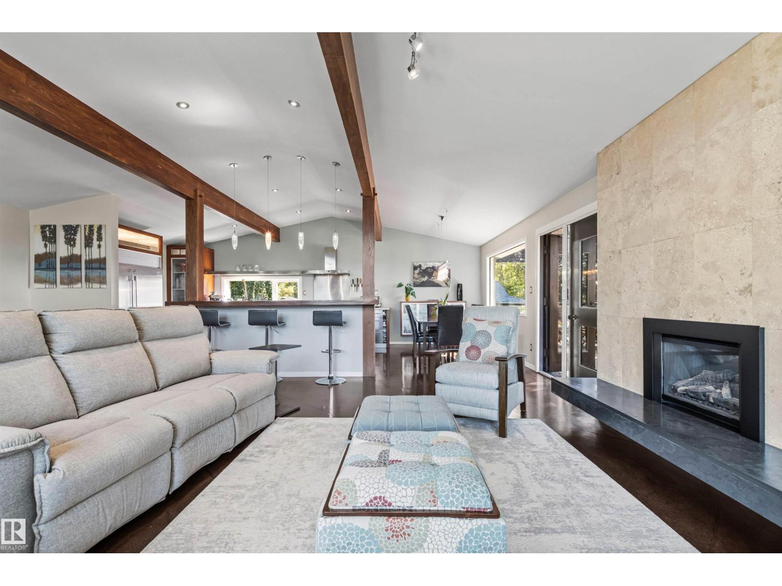 Photo 15 of 6203 132 St Nw, Edmonton AB