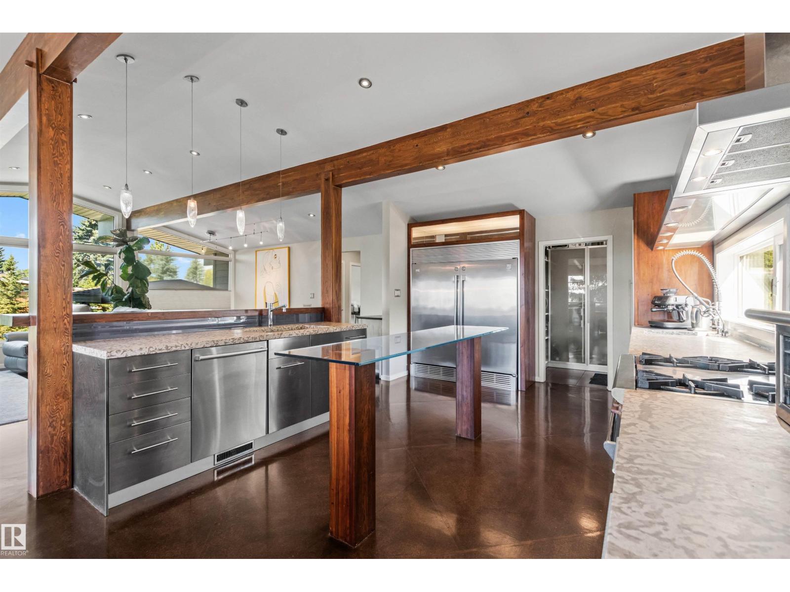 Photo 27 of 6203 132 St Nw, Edmonton AB