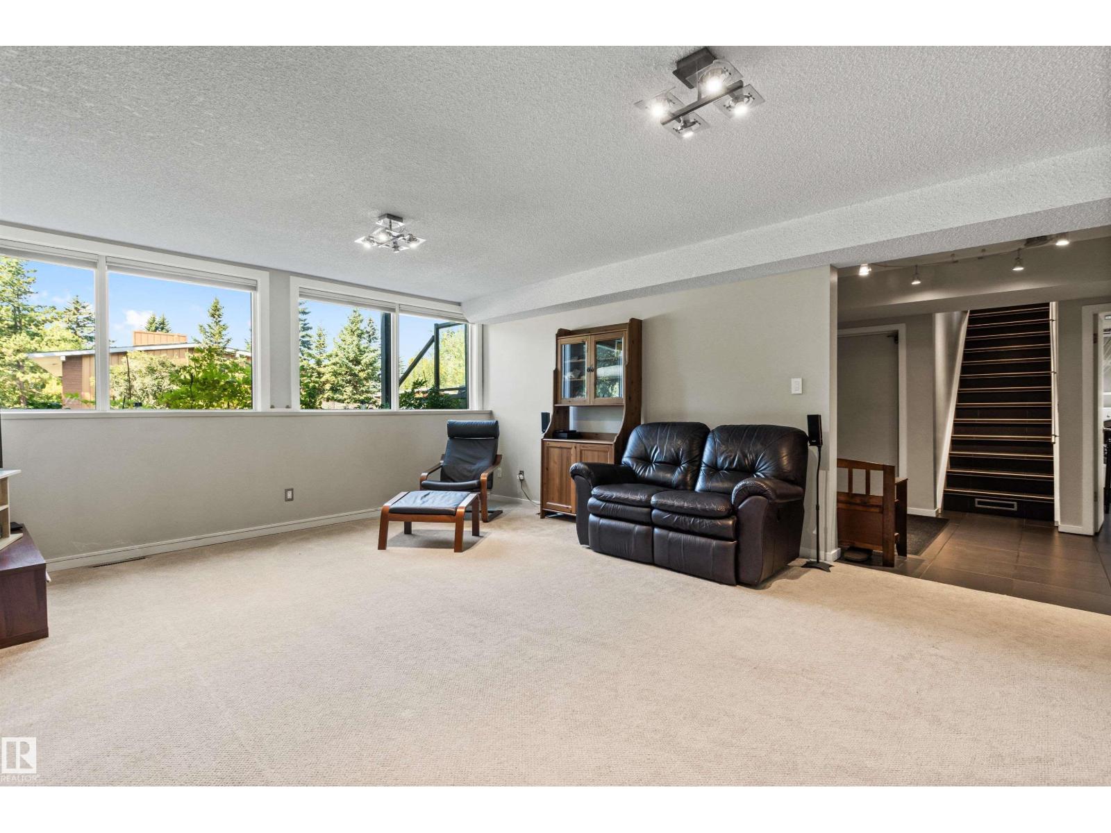 Photo 45 of 6203 132 St Nw, Edmonton AB