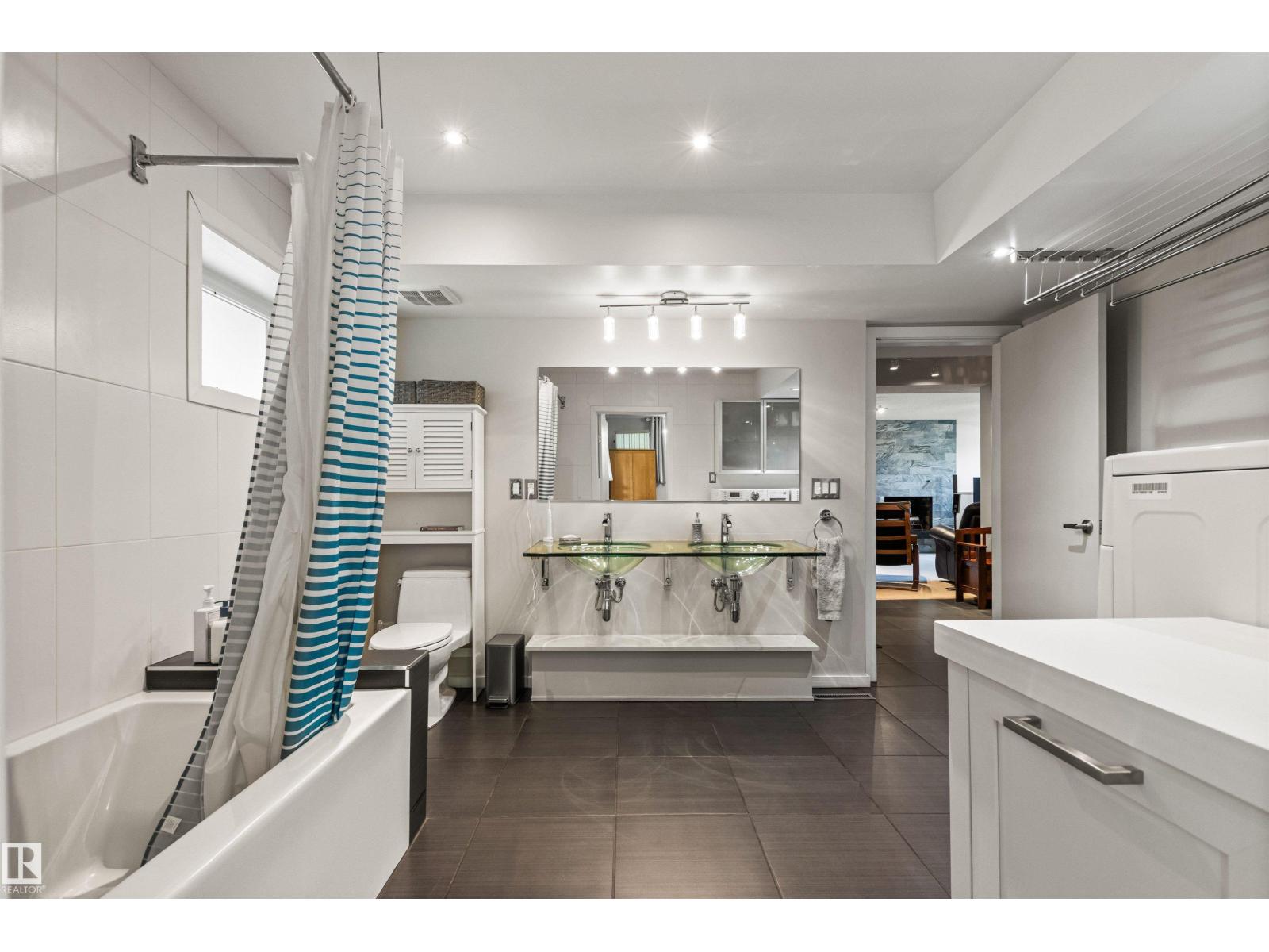 Photo 50 of 6203 132 St Nw, Edmonton AB