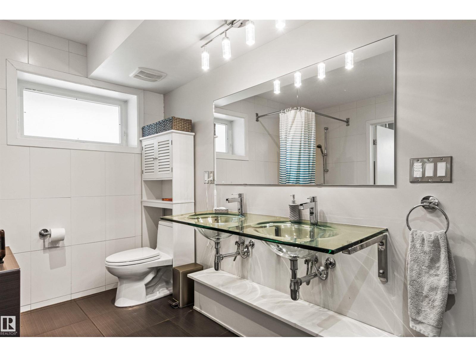 Photo 51 of 6203 132 St Nw, Edmonton AB