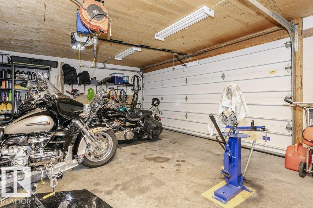 Photo 37 of 4546 56 Av, Bruderheim AB