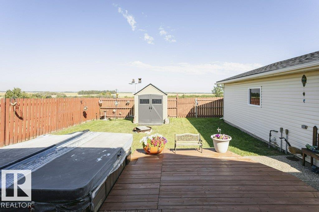 Photo 38 of 4546 56 Av, Bruderheim AB