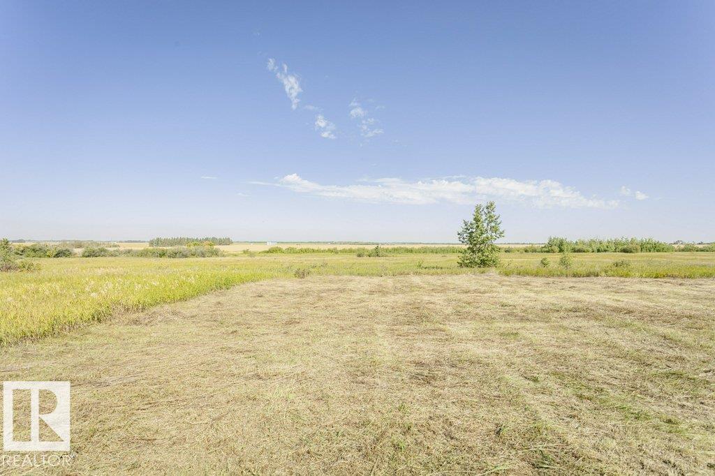 Photo 43 of 4546 56 Av, Bruderheim AB