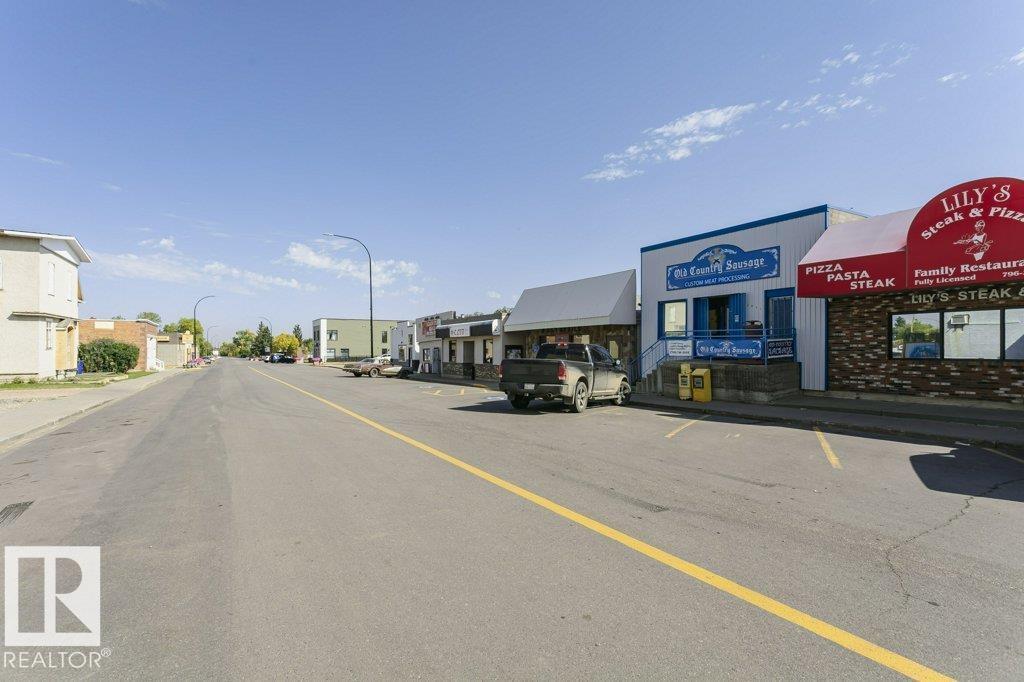 Photo 46 of 4546 56 Av, Bruderheim AB