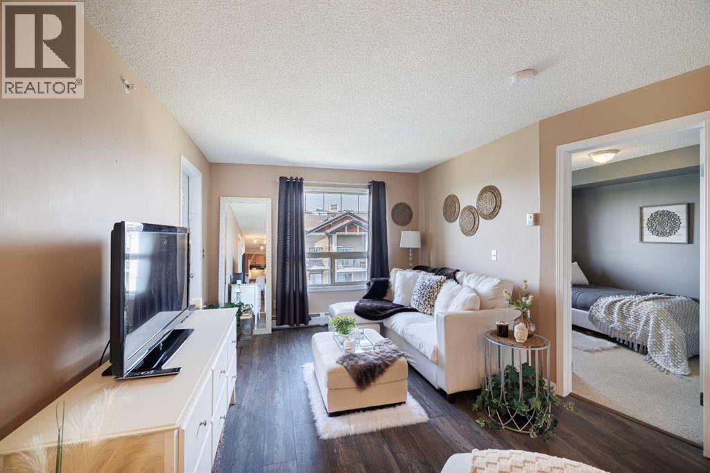 Photo 8 of 3418 60 Panatella Street Nw, Calgary AB