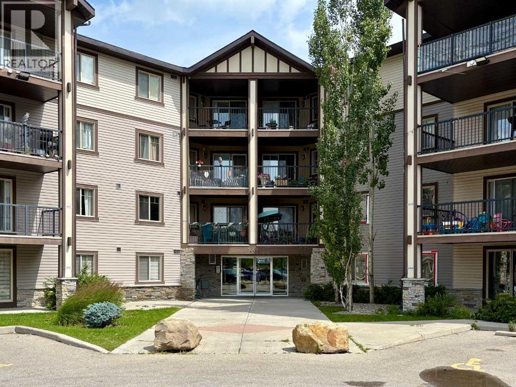 Photo 2 of 3418 60 Panatella Street Nw, Calgary AB