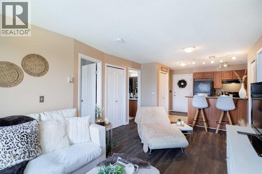 Photo 15 of 3418 60 Panatella Street Nw, Calgary AB
