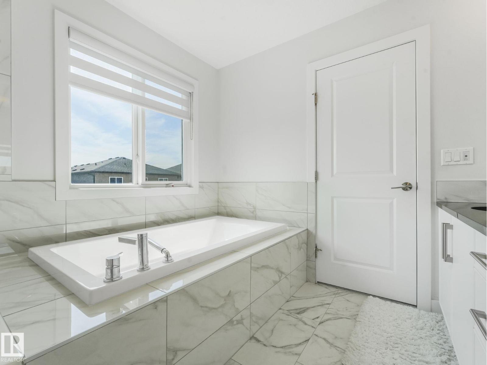 Photo 30 of 6407 174 Av Nw, Edmonton AB