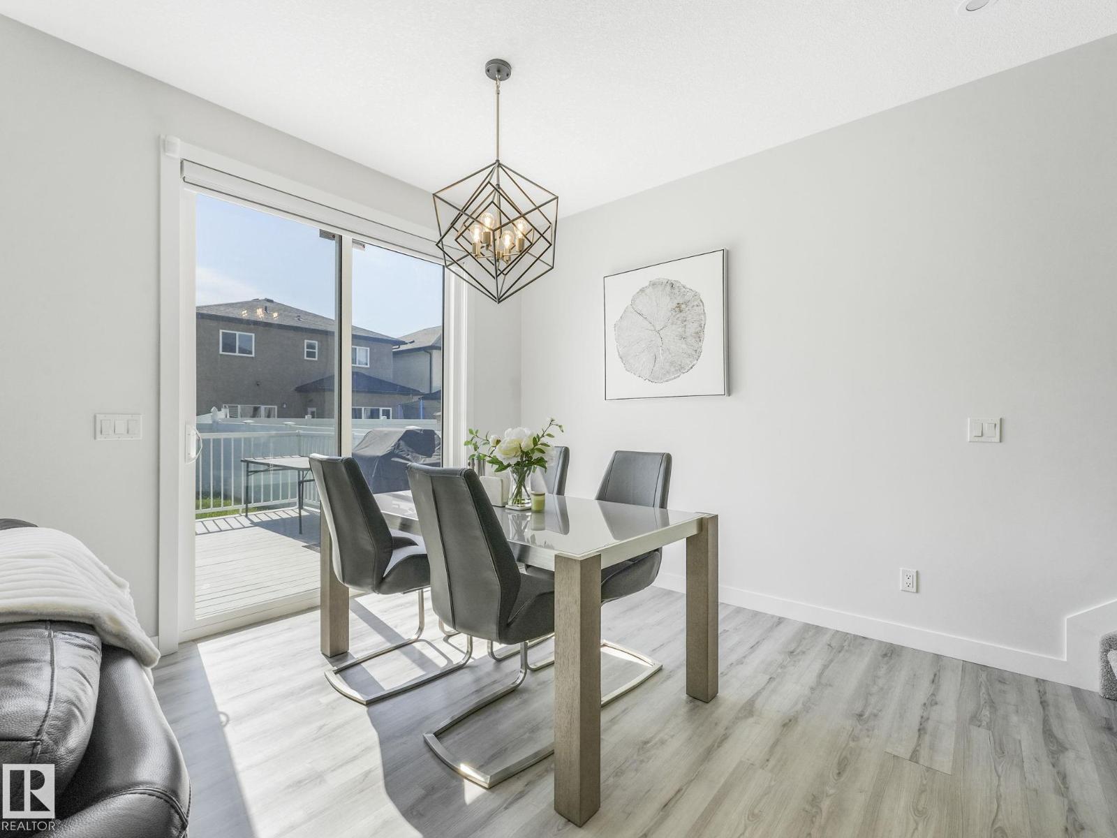 Photo 12 of 6407 174 Av Nw, Edmonton AB