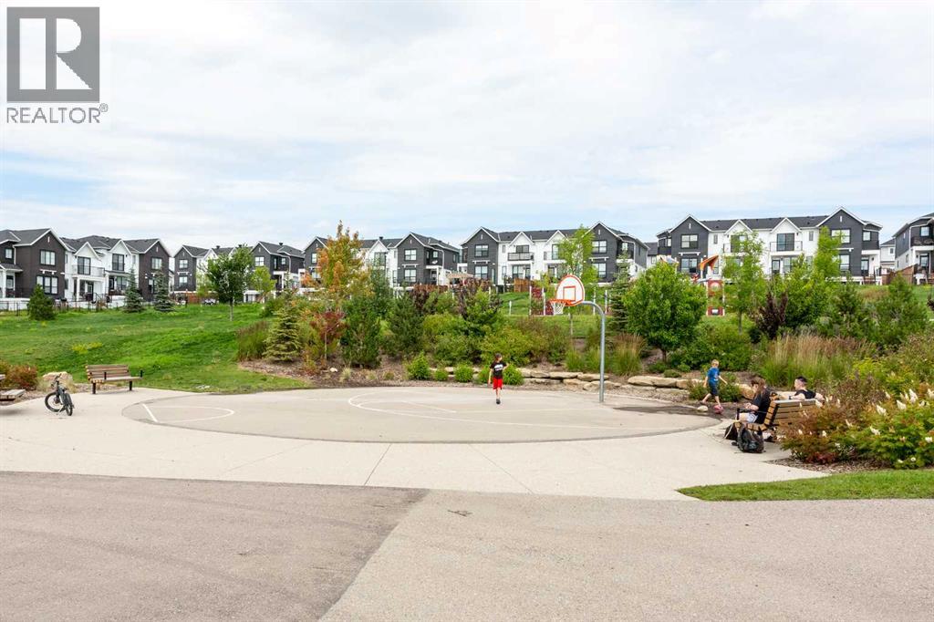 Photo 47 of 19 Heritage Heights, Cochrane AB