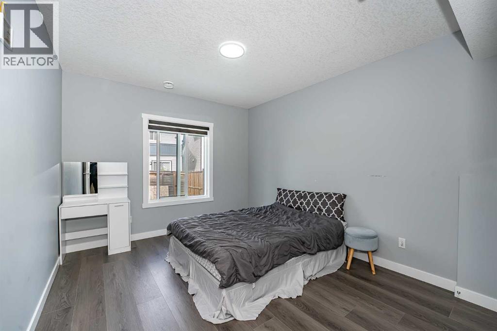 Photo 32 of 74 Carringvue Drive Nw, Calgary AB
