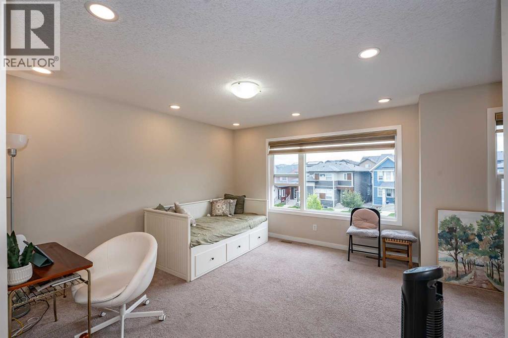 Photo 24 of 74 Carringvue Drive Nw, Calgary AB