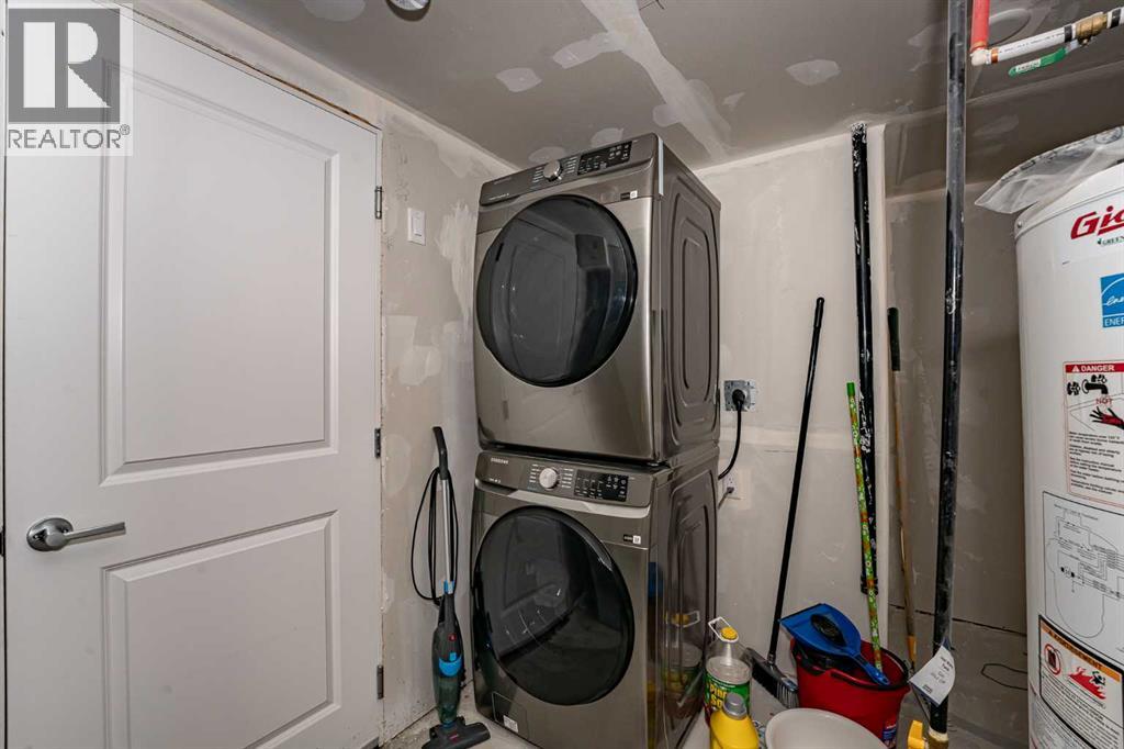 Photo 36 of 74 Carringvue Drive Nw, Calgary AB