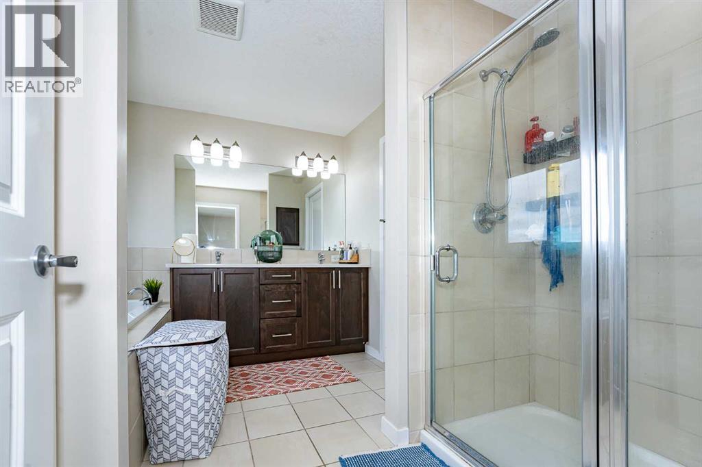 Photo 39 of 74 Carringvue Drive Nw, Calgary AB