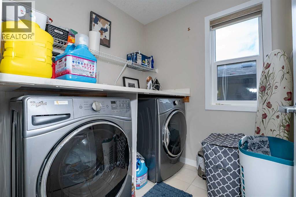 Photo 22 of 74 Carringvue Drive Nw, Calgary AB