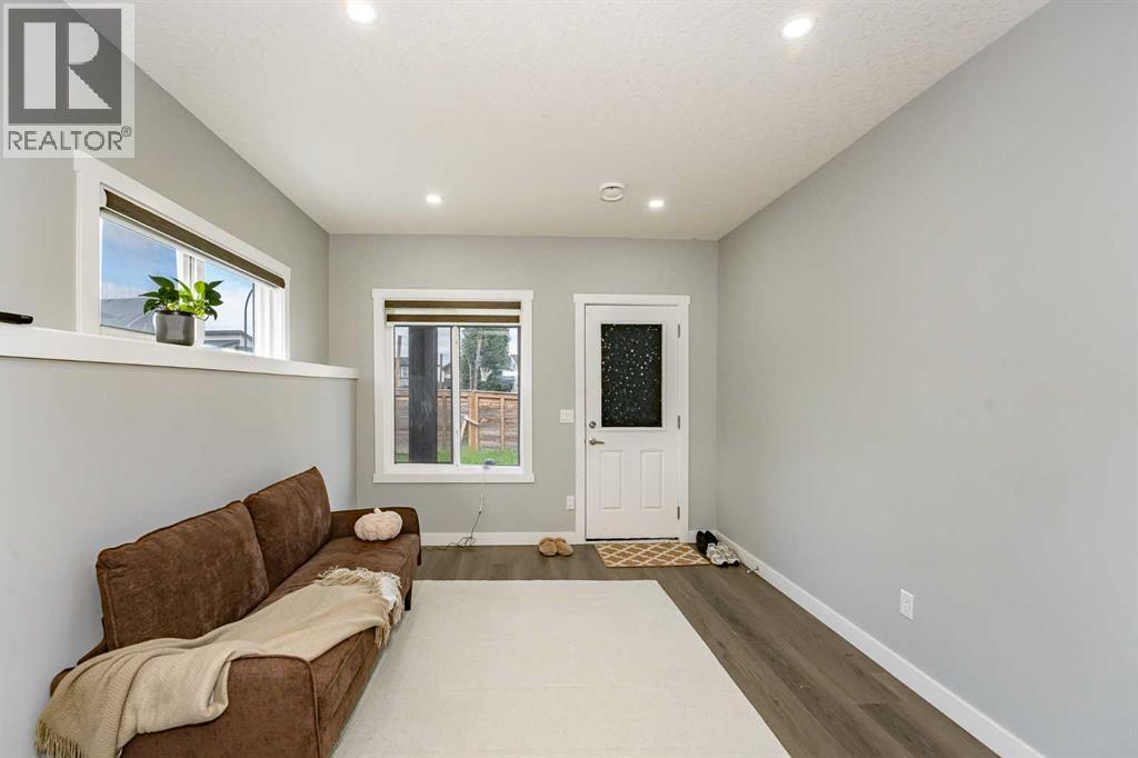 Photo 27 of 74 Carringvue Drive Nw, Calgary AB