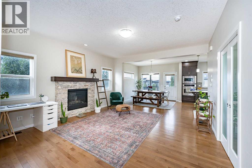 Photo 12 of 74 Carringvue Drive Nw, Calgary AB
