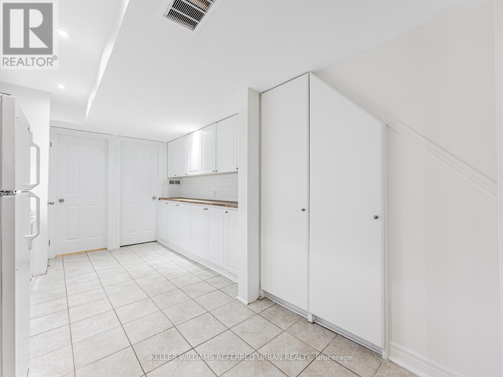 Photo 4 of 314 Dovercourt Road, Toronto ON