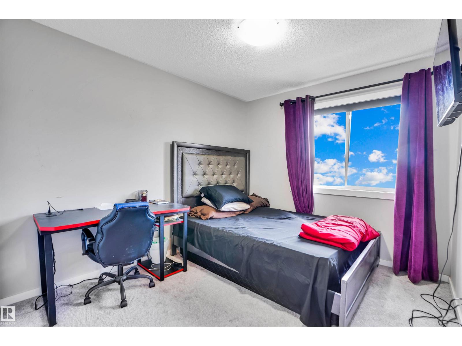 Photo 33 of 266 Charlesworth Dr Sw, Edmonton AB
