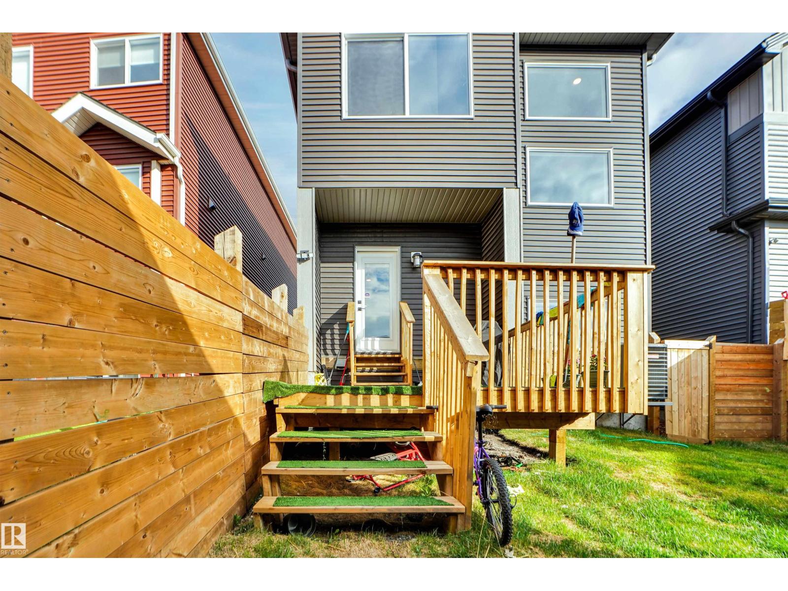 Photo 43 of 266 Charlesworth Dr Sw, Edmonton AB