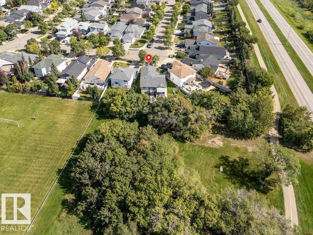 Photo 2 of 428 Rainbow Cr, Sherwood Park AB