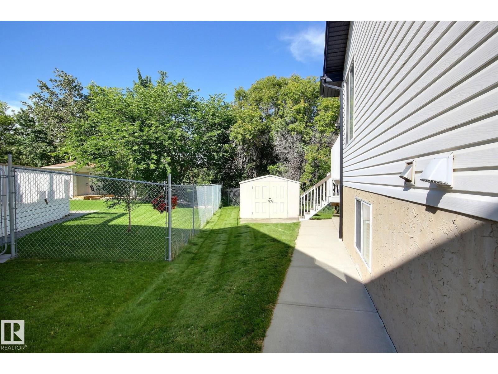 Photo 49 of 428 Rainbow Cr, Sherwood Park AB