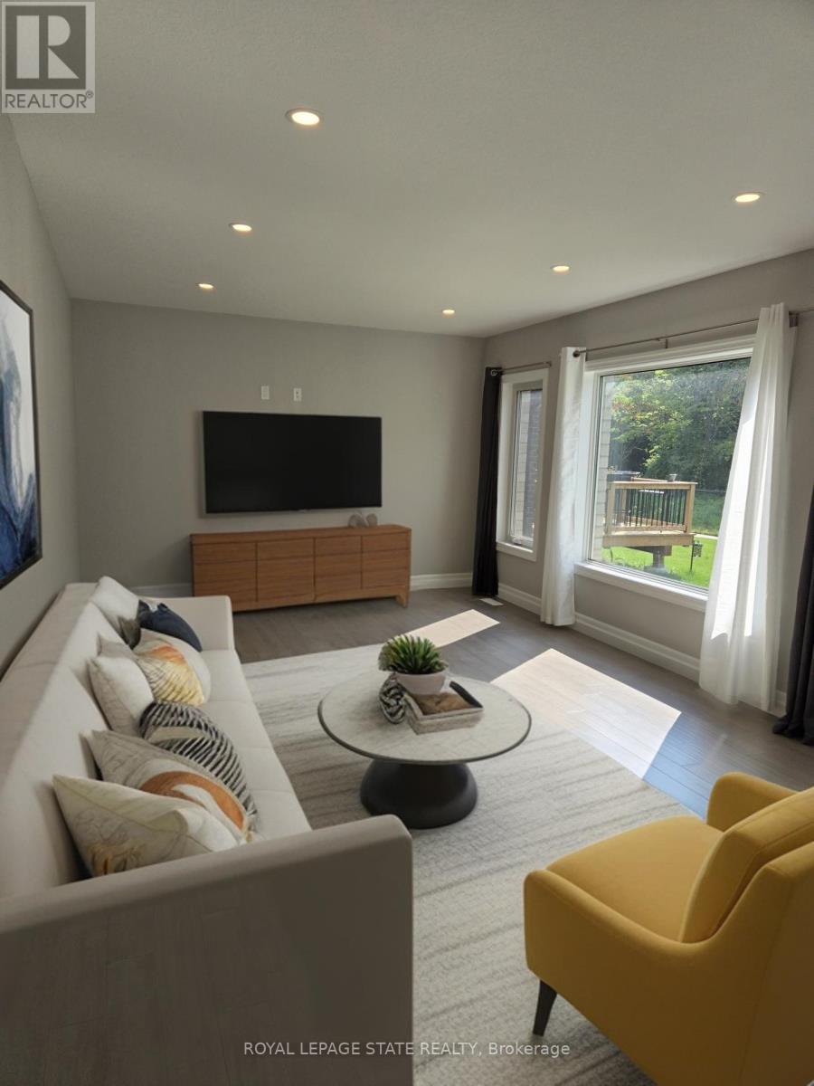 Photo 14 of 15 Dunning Way, St Thomas ON