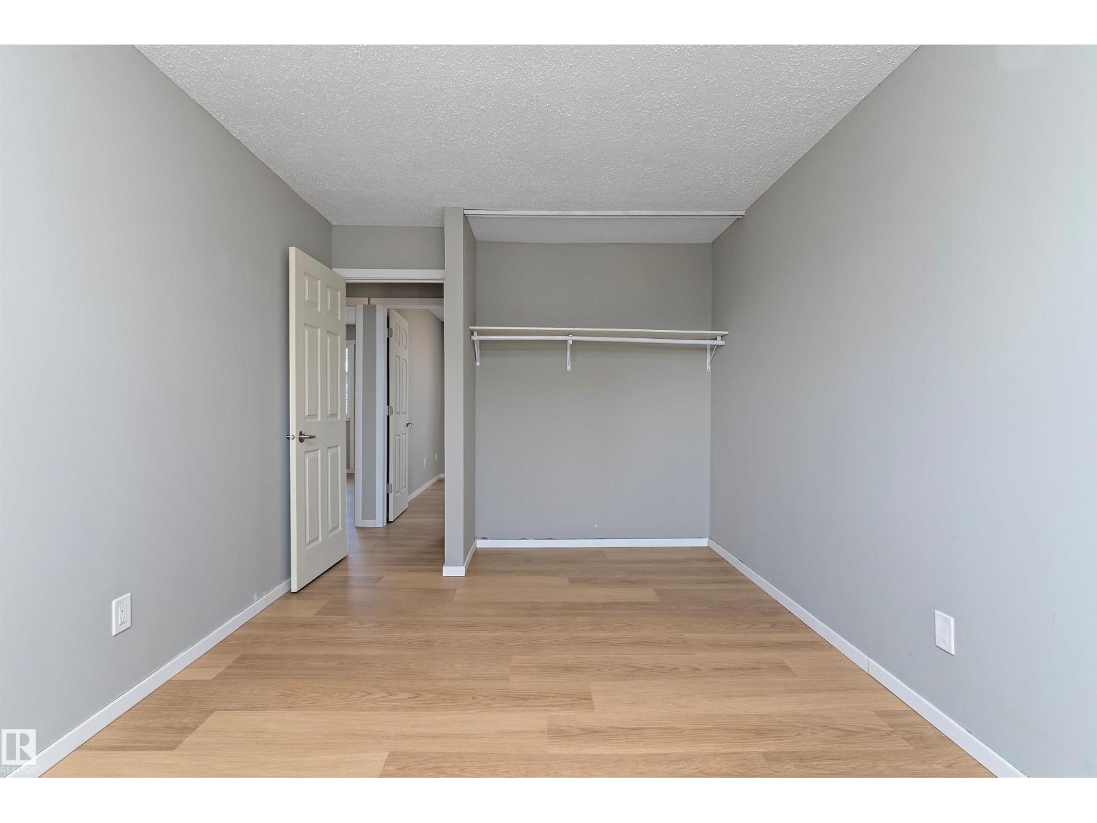 Photo 28 of 467 Dunluce Rd Nw, Edmonton AB