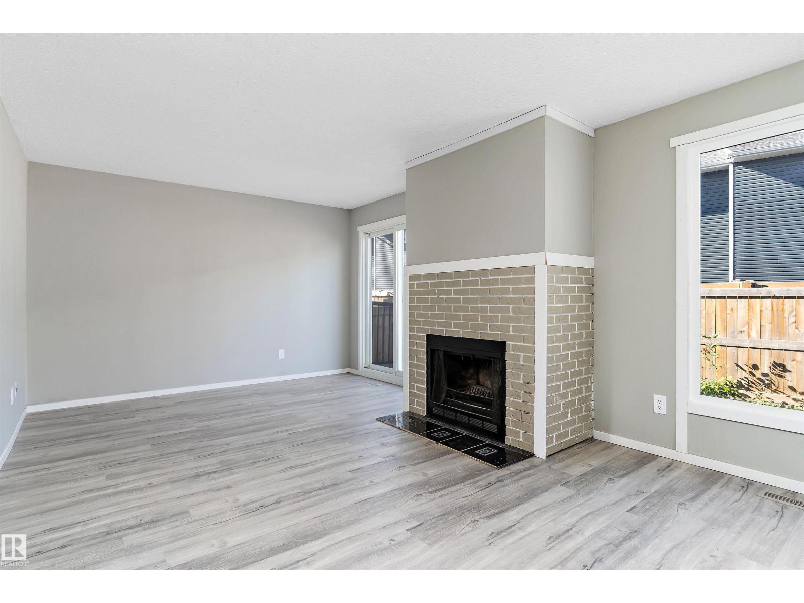 Photo 20 of 467 Dunluce Rd Nw, Edmonton AB