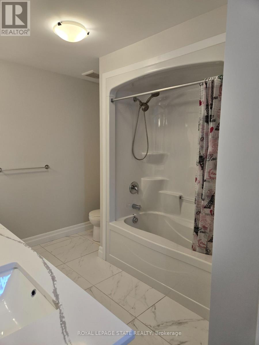 Photo 26 of 15 Dunning Way, St Thomas ON