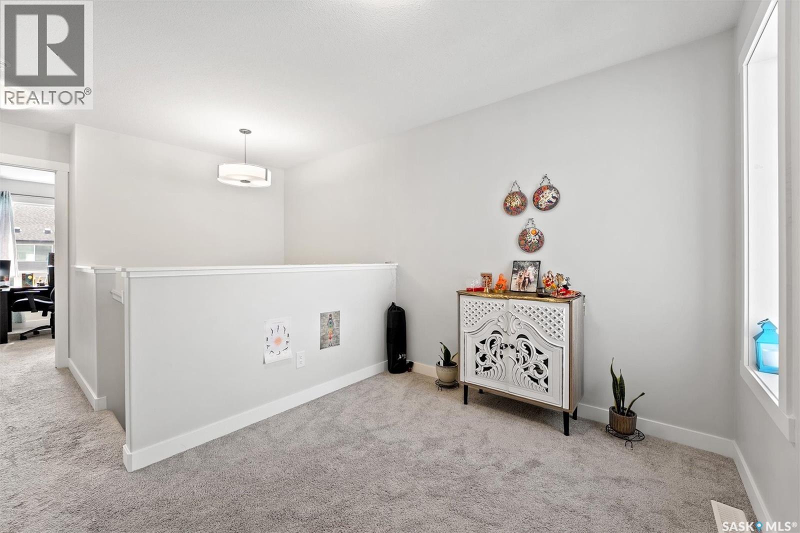 Photo 16 of 144 Tufts Way, Saskatoon SK